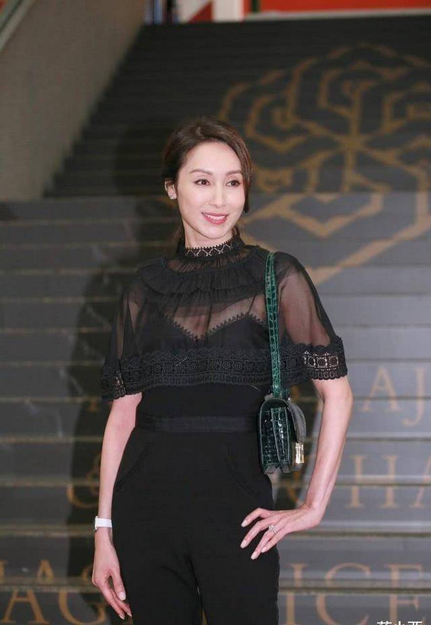 港片女星郭可盈.