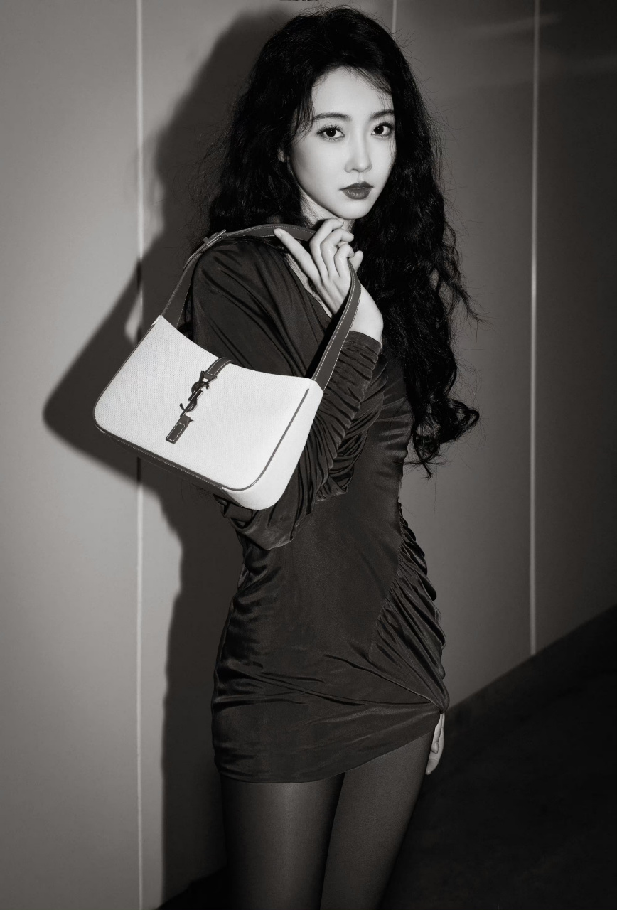 宣璐  黑丝美腿  性感妖艳