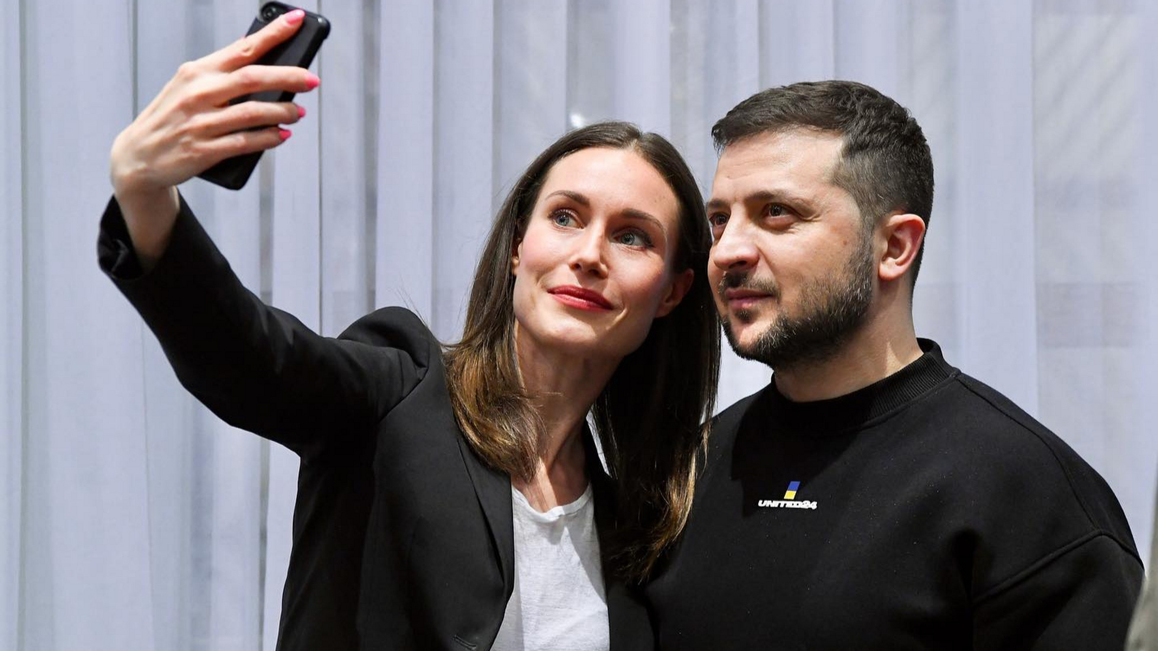 斯基和妻子叶莲娜·泽连斯卡娅 第二张,泽连斯基和芬兰总理桑娜·马林