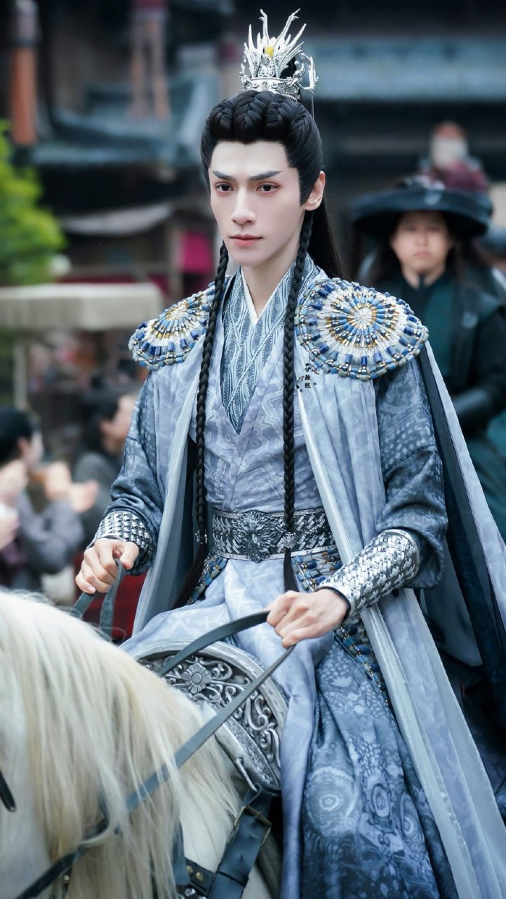 罗云熙古装高清壁纸(六)[庆祝]