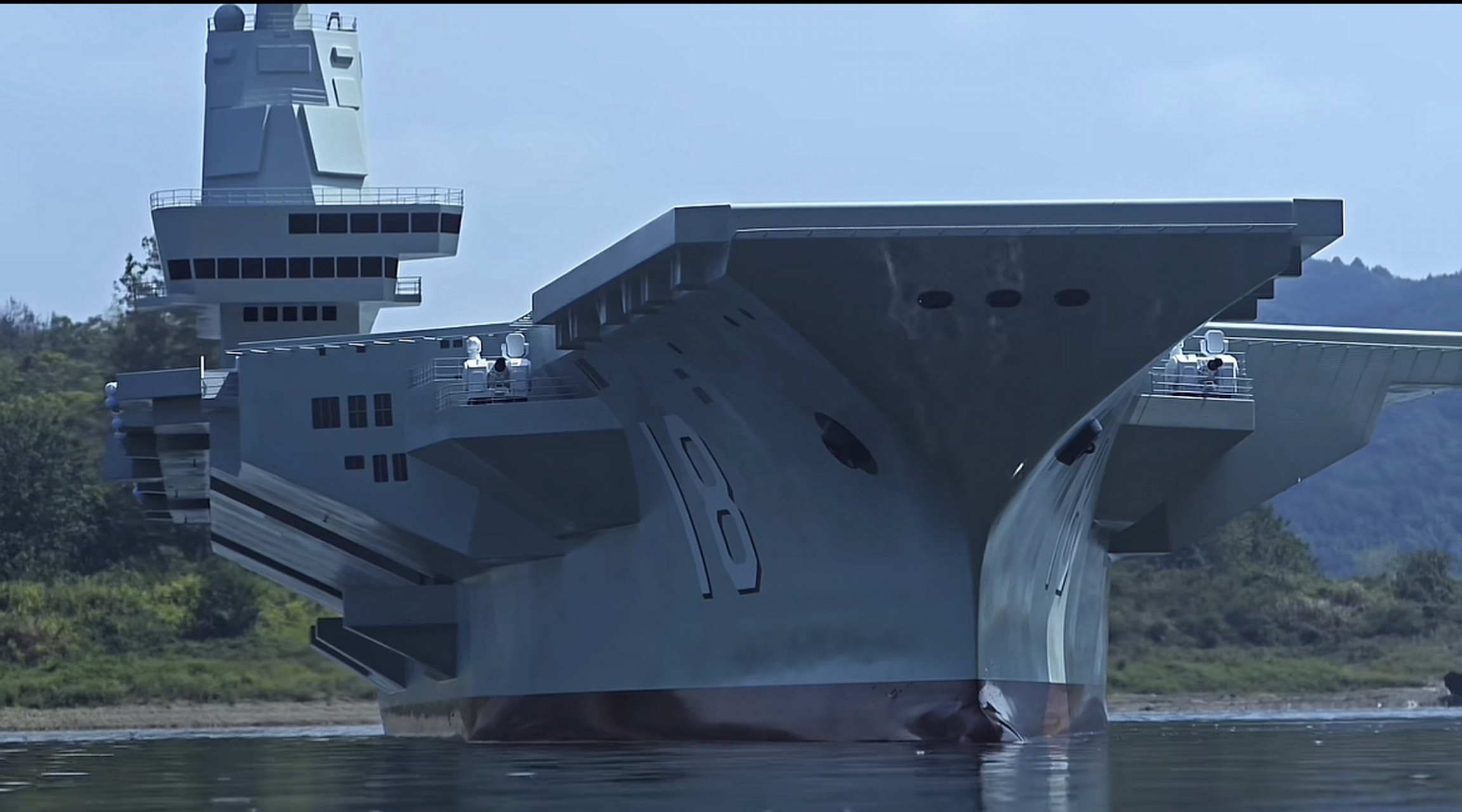 耗时2年建造航母模型下水