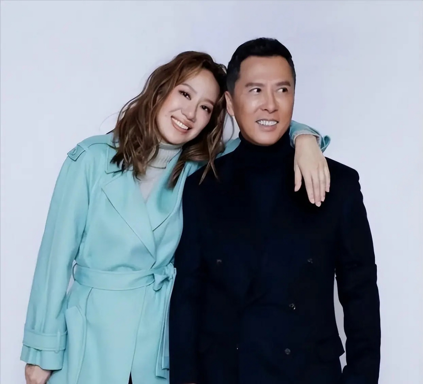 1994年,梁静慈和甄子丹离婚后没多久,发现自己怀孕了.