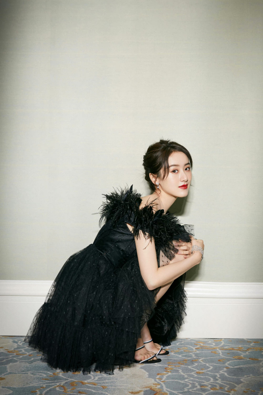 袁冰妍嫩嫩的美jio丫