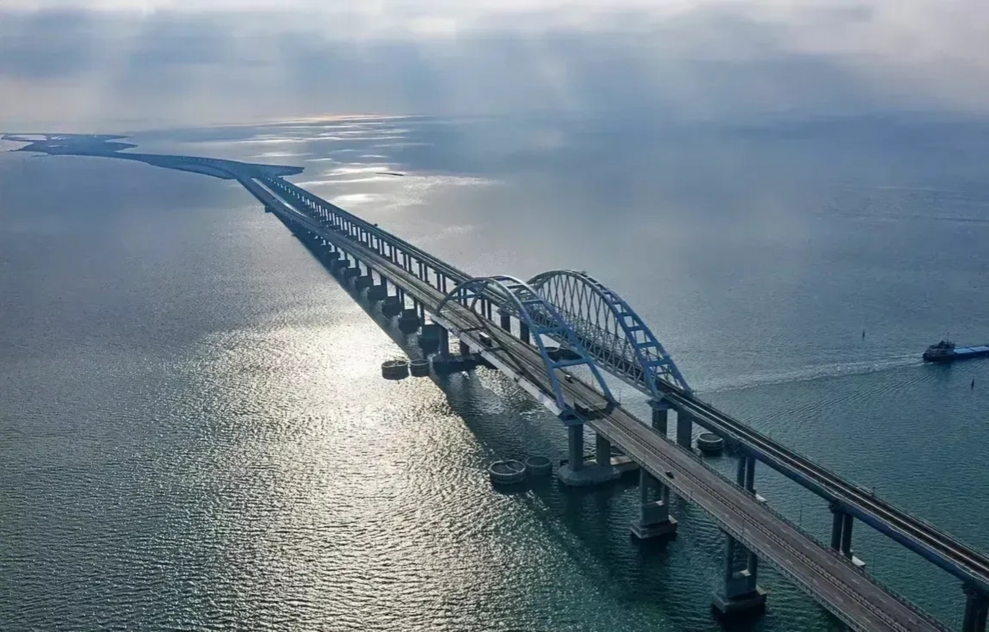 俄罗斯对克里米亚大桥被炸断事件做出了坚决回应!