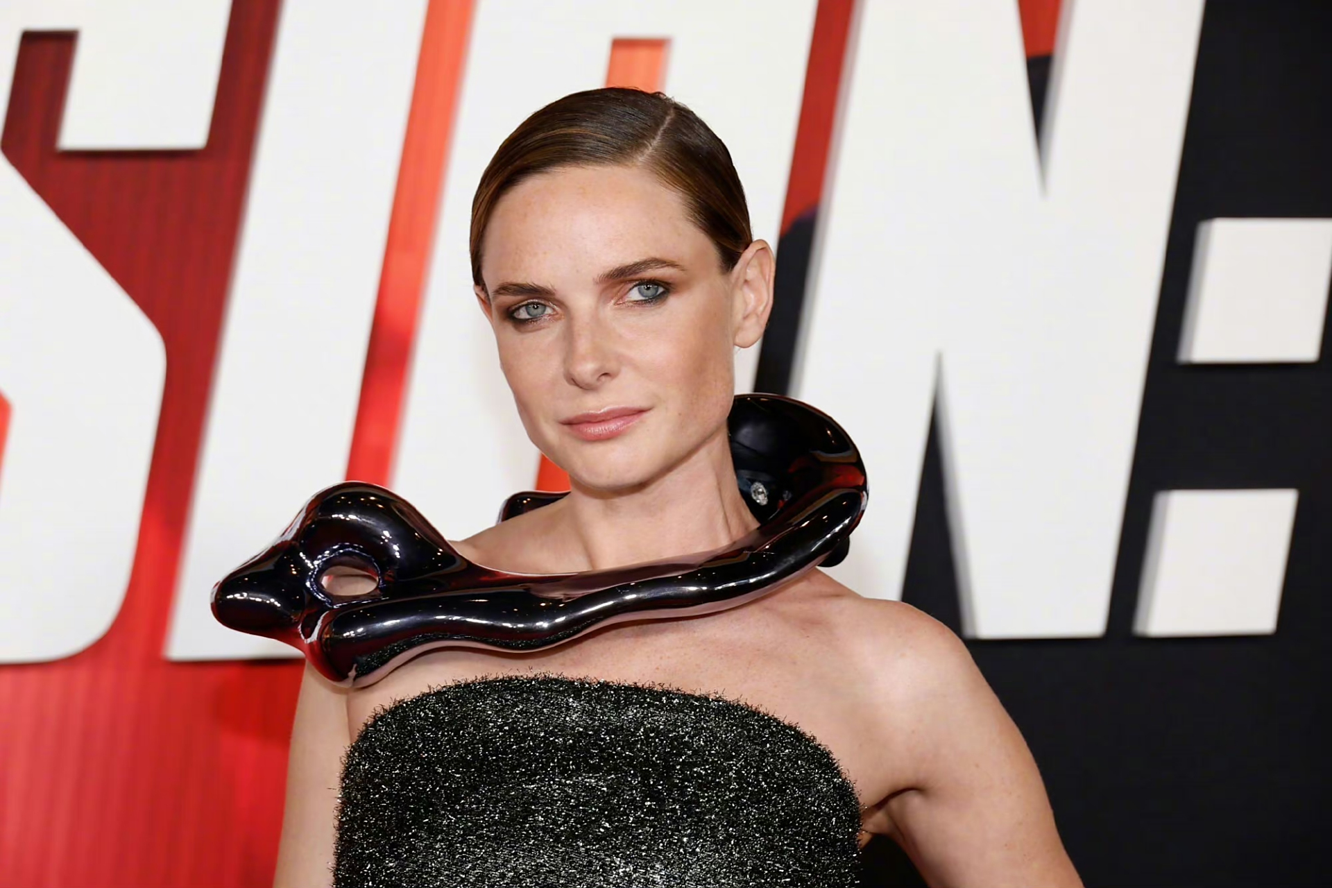 丽贝卡·弗格森出席亮相动作惊险系列电影《碟中谍7:致命清算(上)》