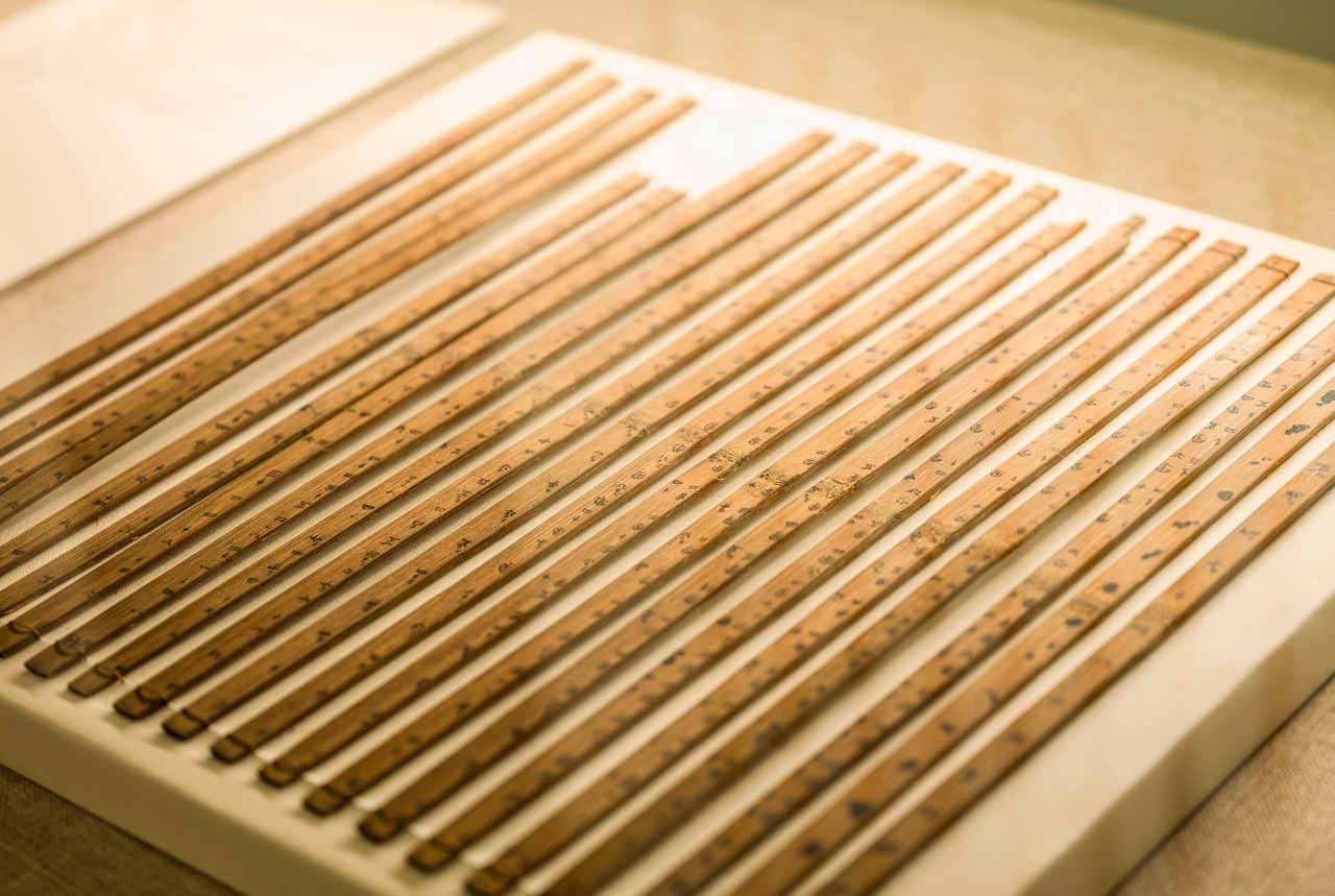 清华简出世,揭开了夫差的真面目,学者:难怪吴国没有灭亡越国