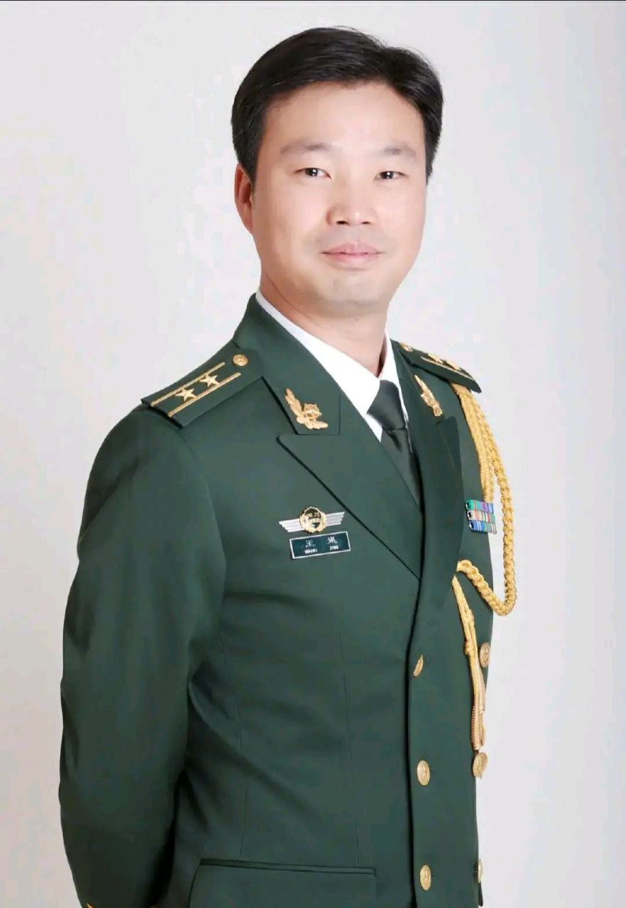 应该被收回军籍的7位明星,个个德不配位人设崩塌,看看谁最可恨
