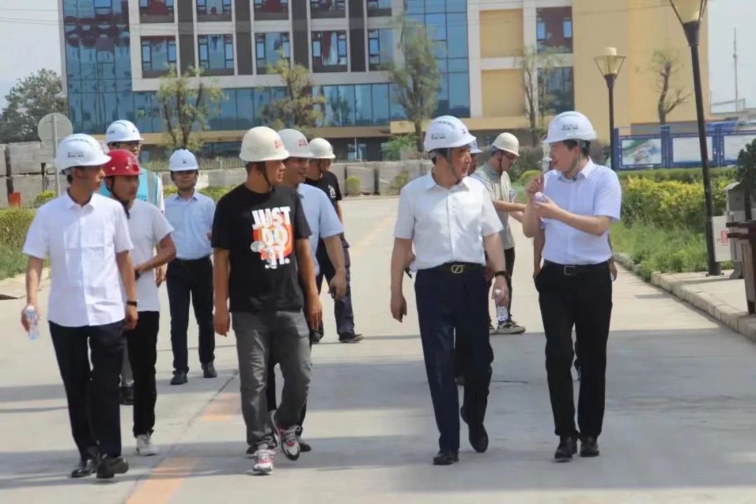 西安建工:卫勃董事长调研国家装配式建筑产业基地