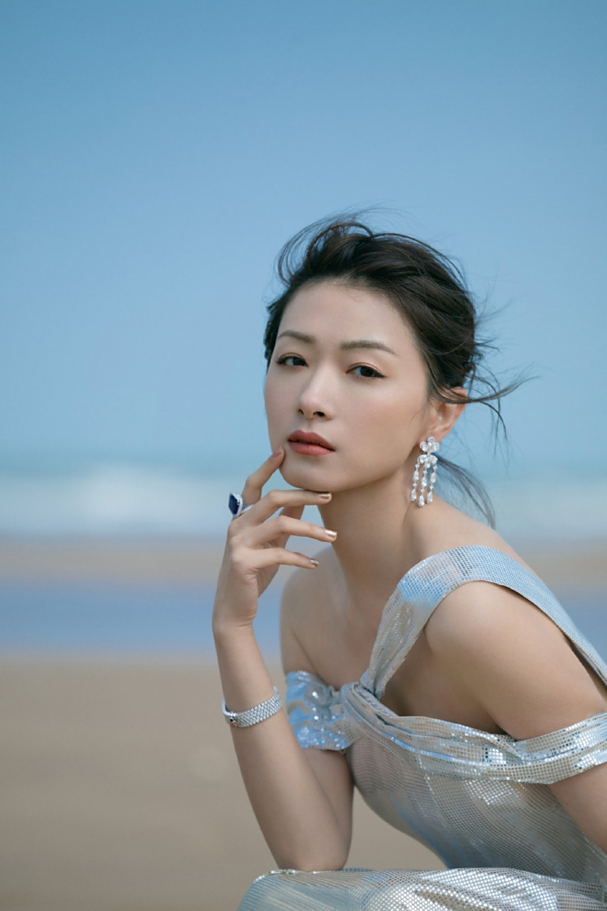 万茜# 清纯妩媚,风情万种