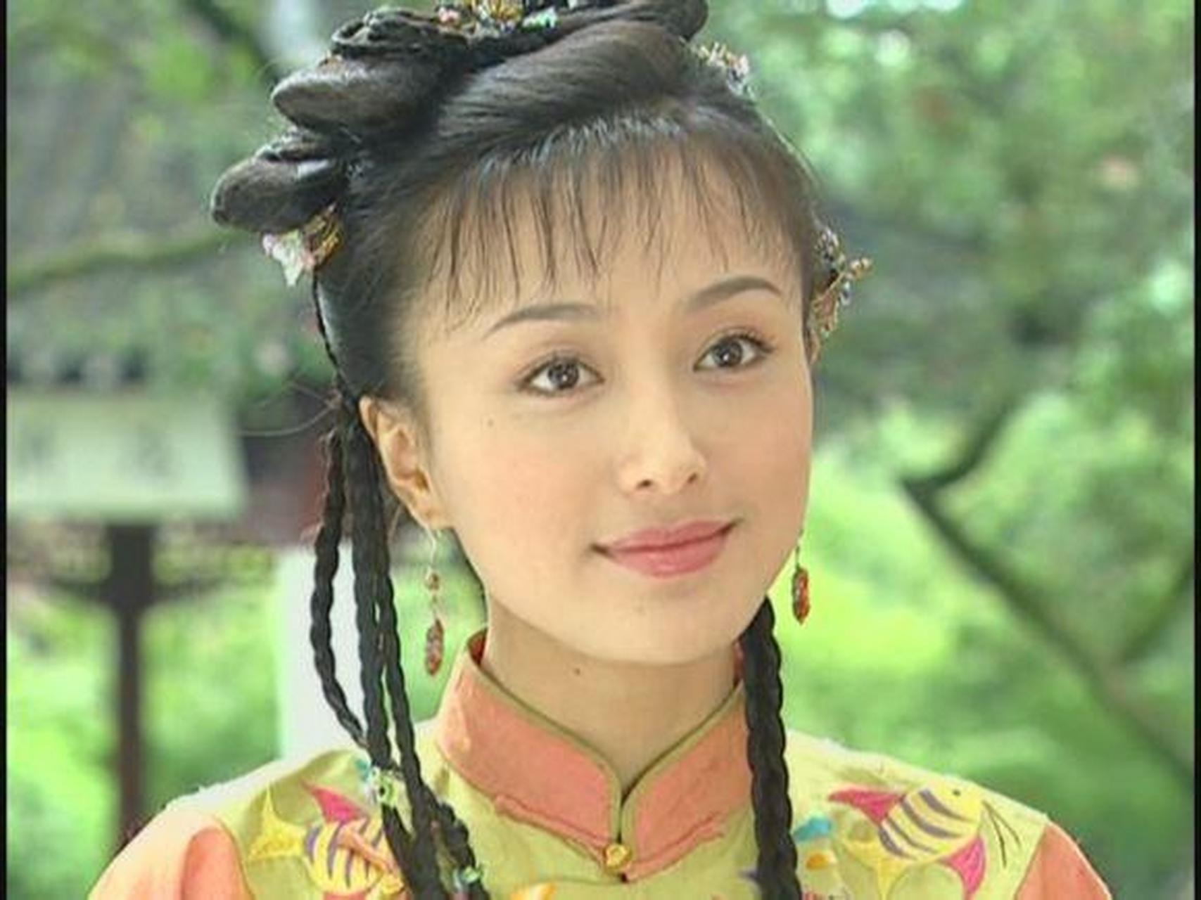 秦岚饰演的知画,自带古典美