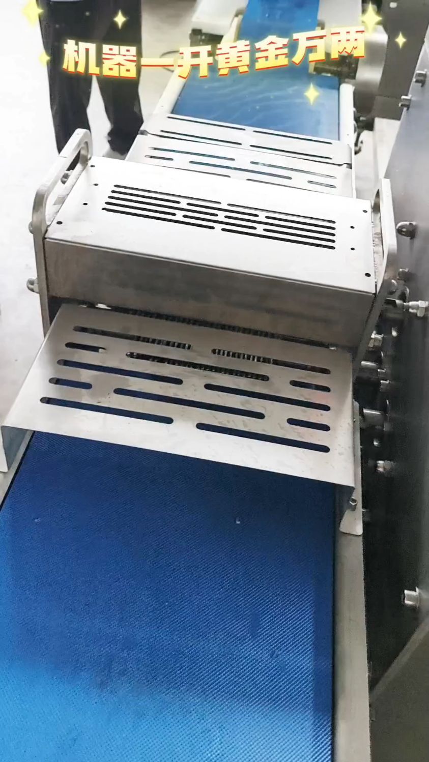 牛板筋切条效果不错呀牛板筋切片机牛板筋切条机无骨鸡柳切条机小酥肉