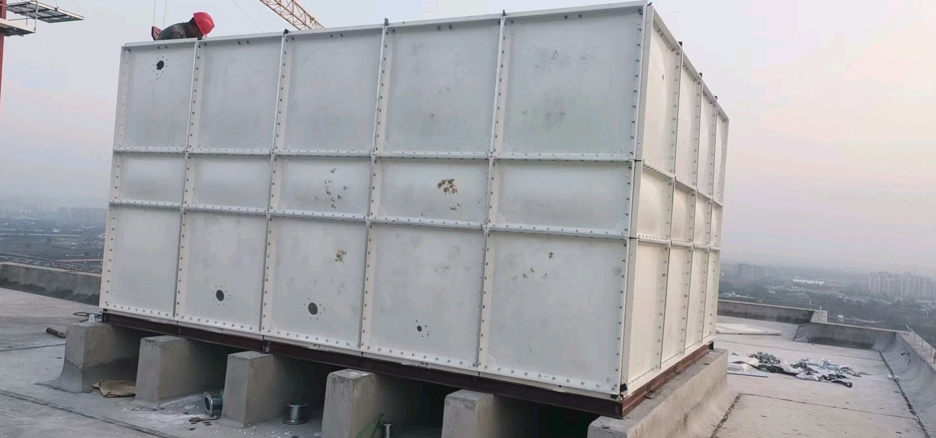 高位玻璃钢消防水箱18立方尺寸