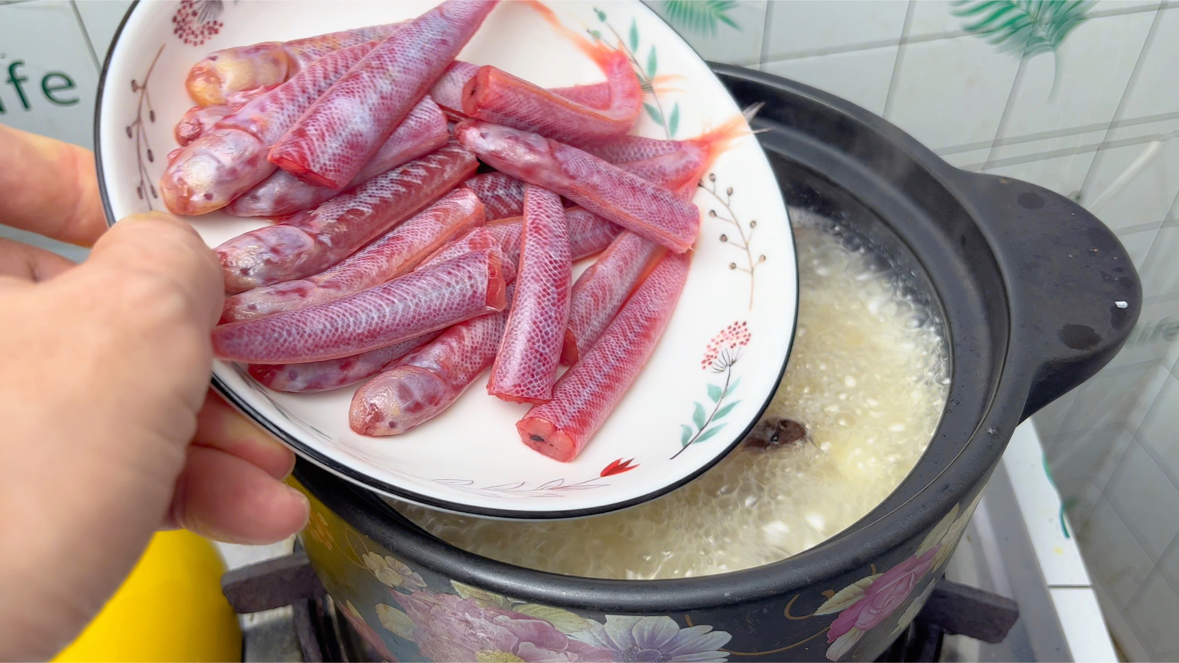 潮汕红头调鱼粥饭店做法,做法简单鲜香好吃