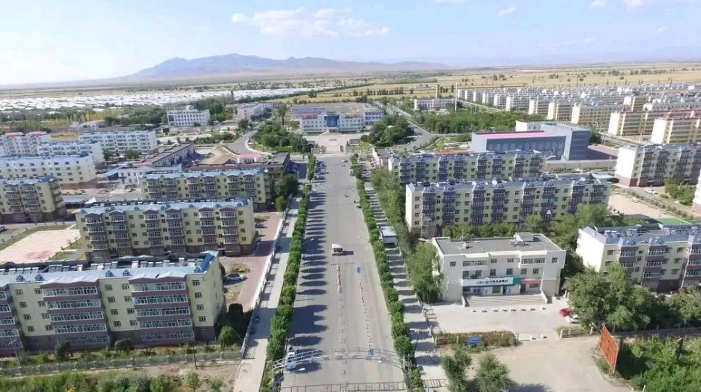 中国最年轻的县级市白杨市诞生 2023年1月20日,位于新疆的县级市白杨