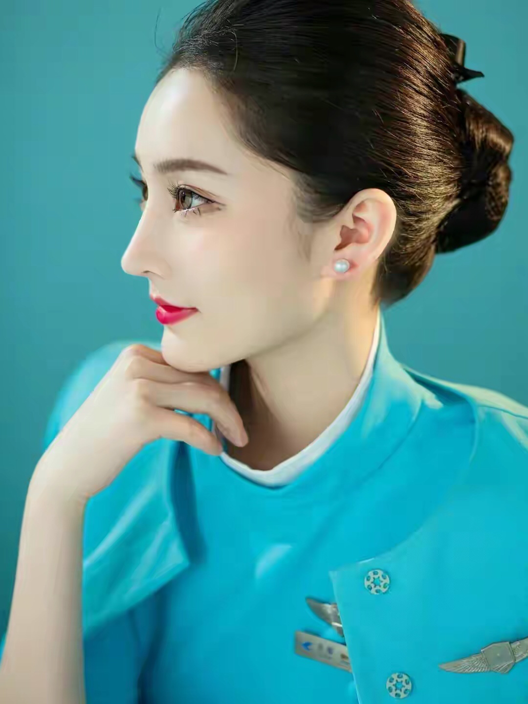 这位空乘小姐姐颜值之高,在空乘圈内也是数一数二的