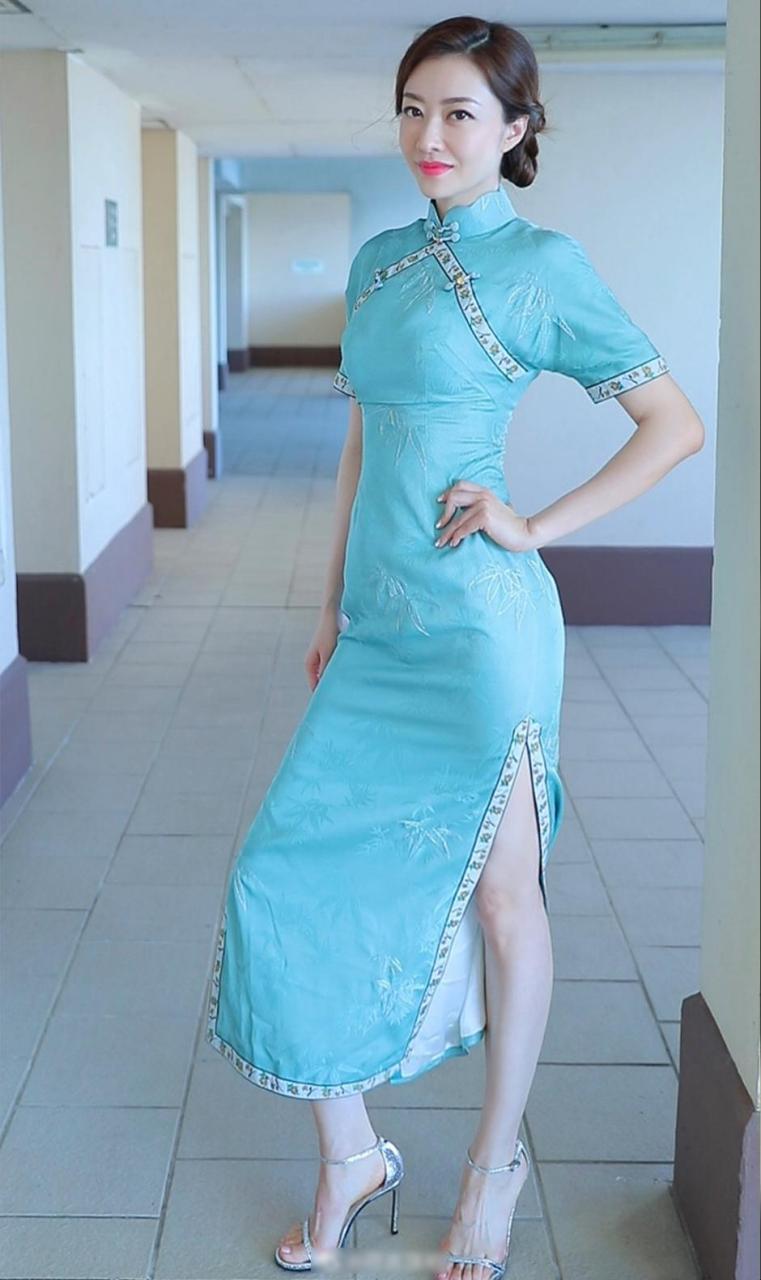 熊黛林的旗袍装