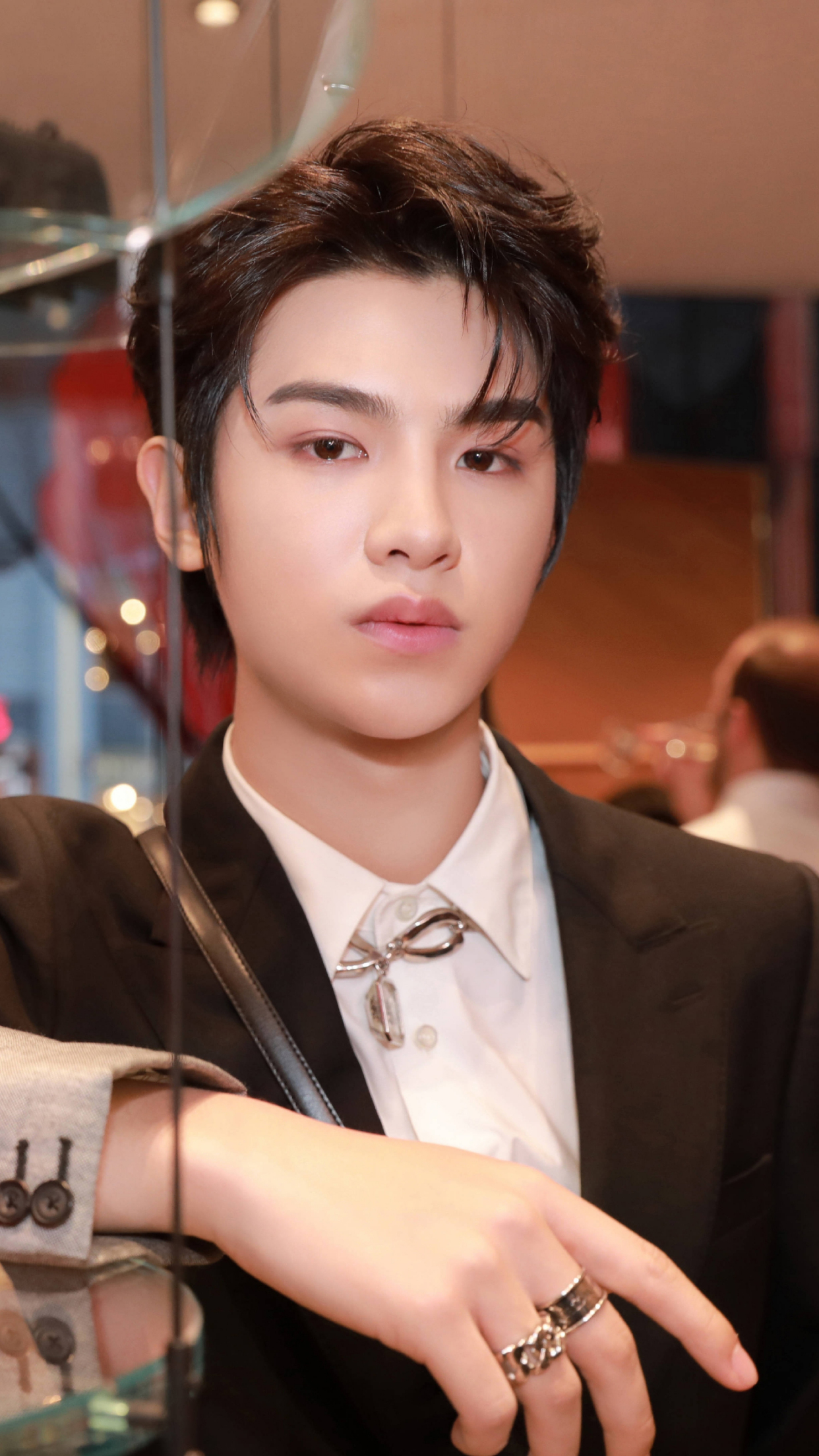 元气爱豆黄明昊,综艺感十足,这位大厂男孩让我回到《偶练》时期