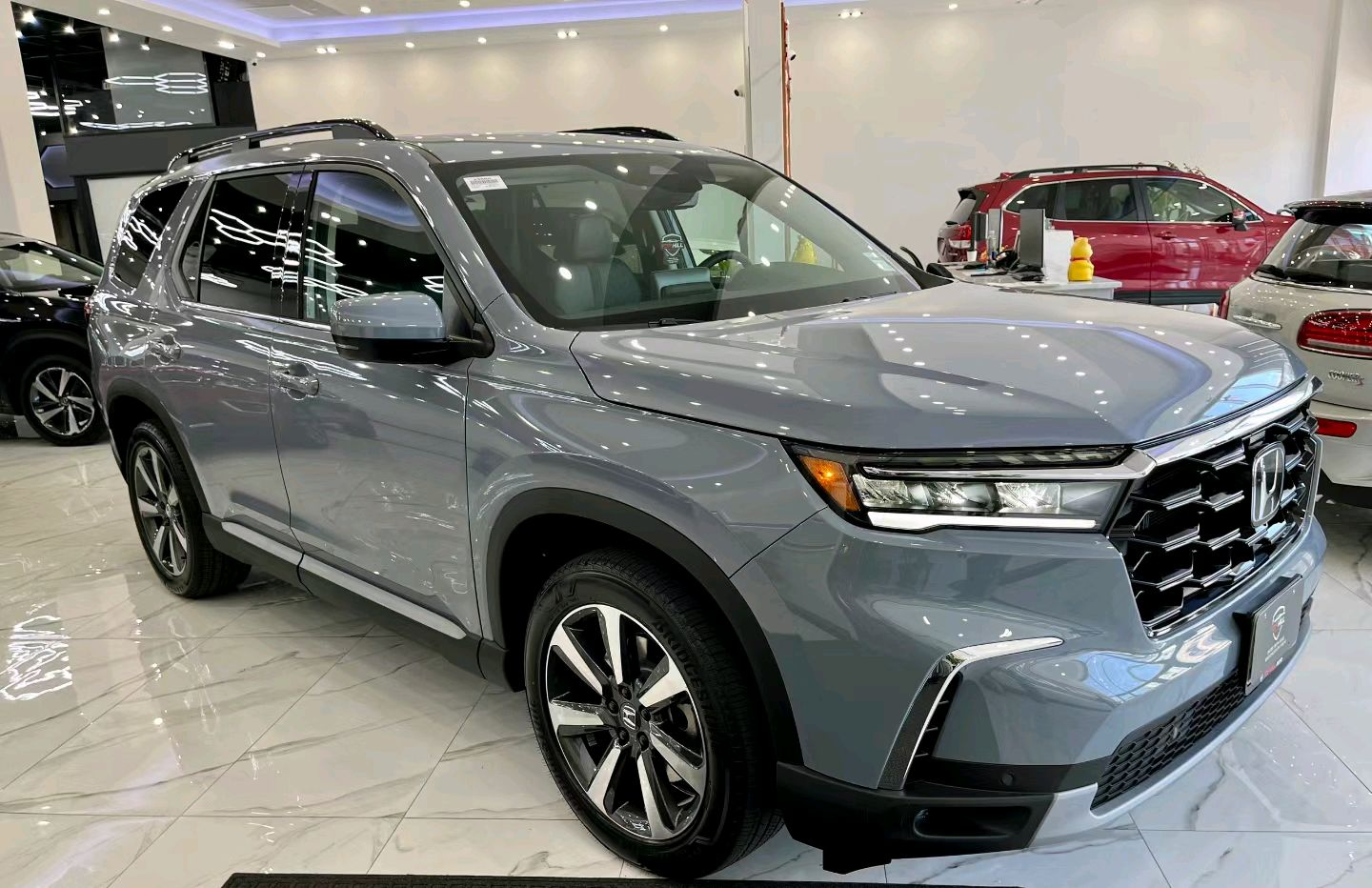 平替大众途昂,本田pilot海外实拍,有望国产,7座 四驱 v6引擎