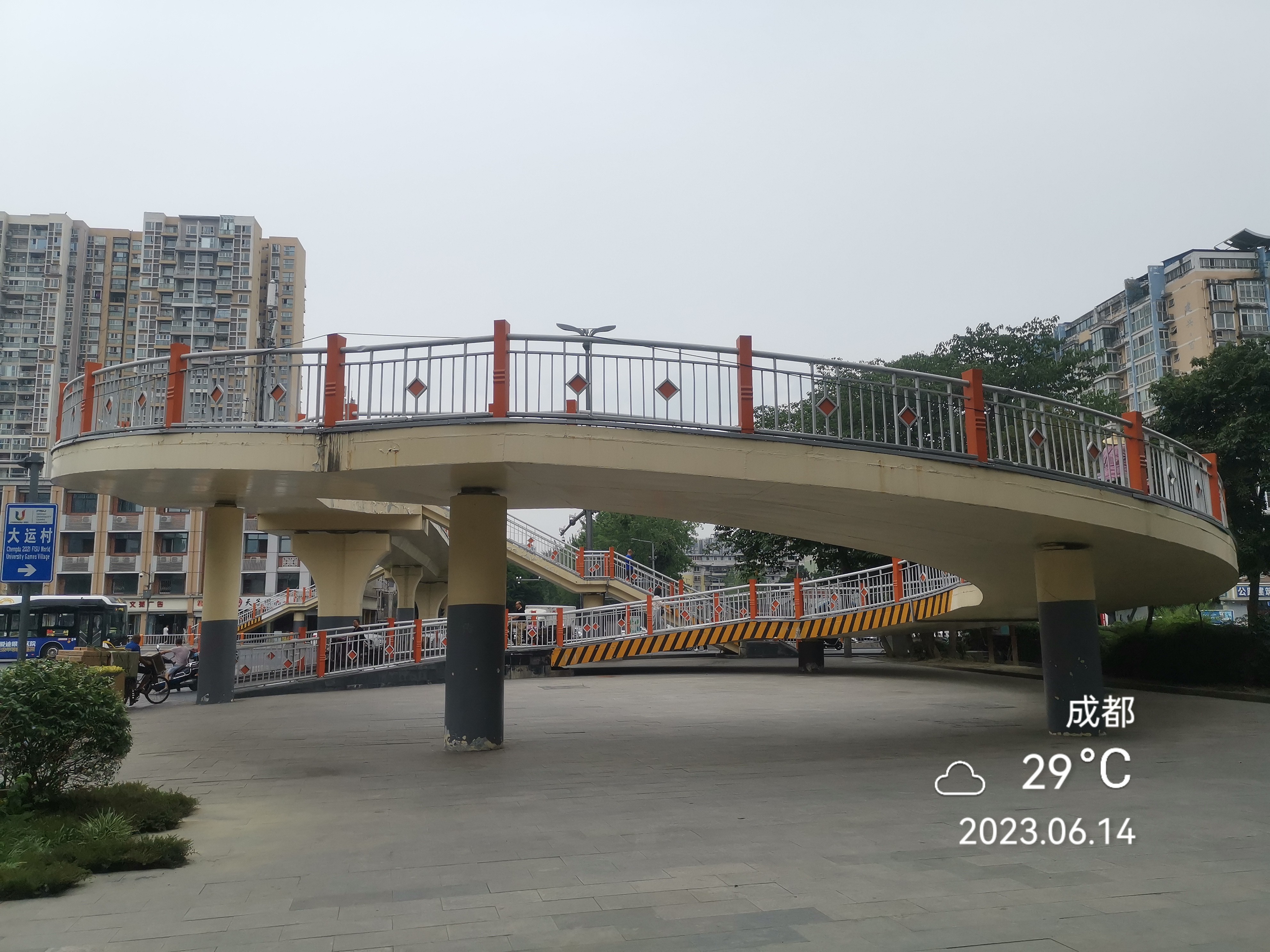 成都的人行天桥