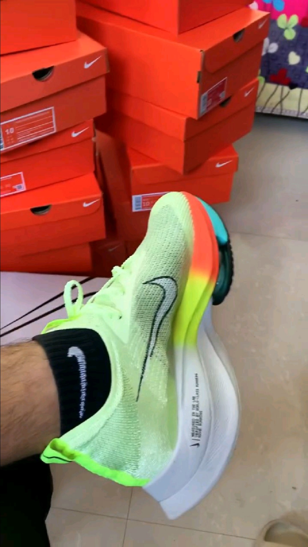 马拉松破2跑鞋上脚