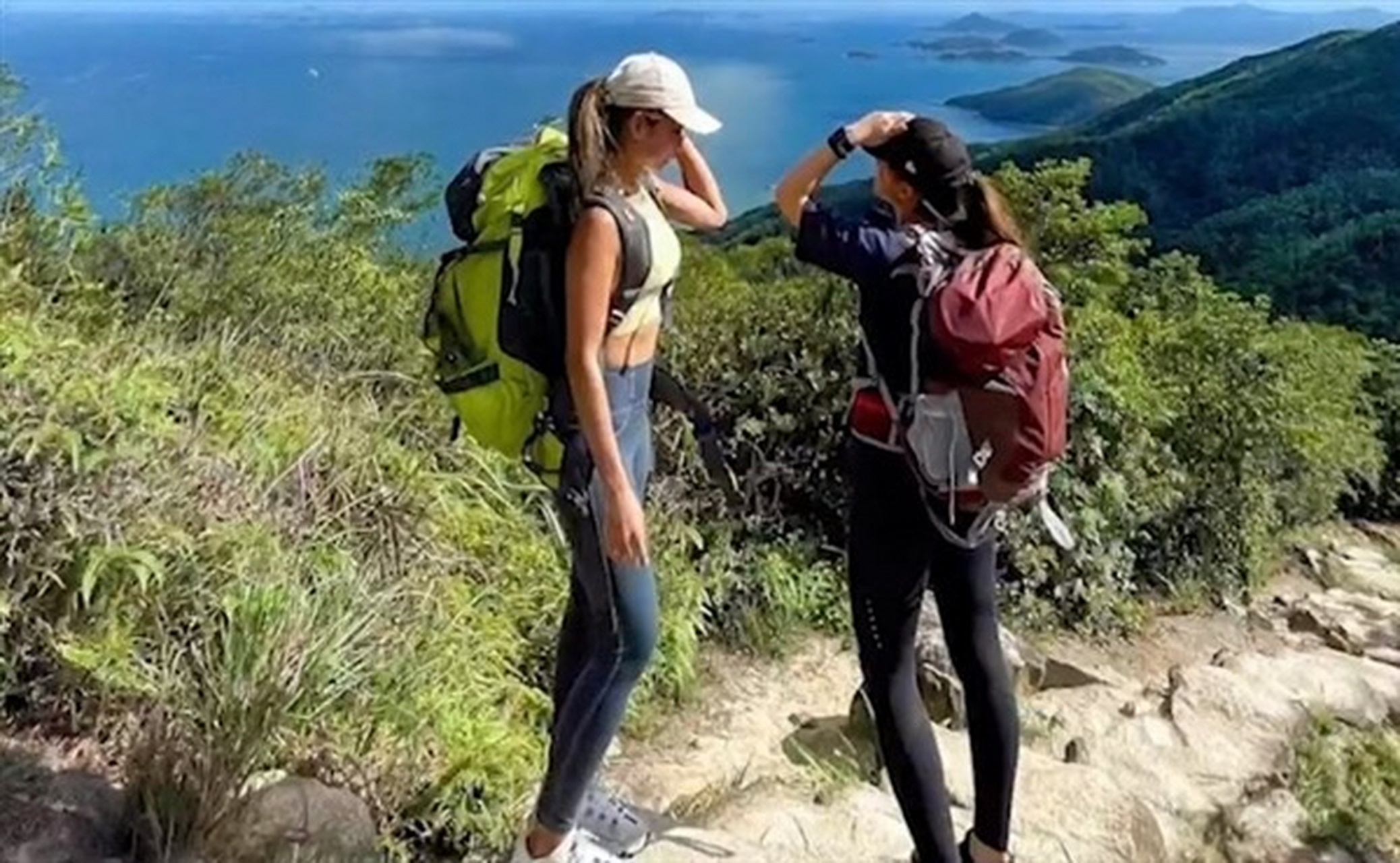 香港网红美女索菲亚不幸坠崖 一觉醒来,网红美女坠崖的消息铺天盖地