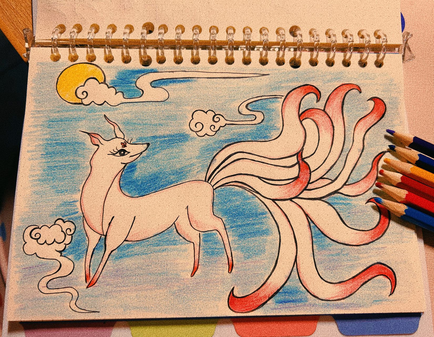 其中有说道: 青丘之山,有兽焉, 其状如狐而九尾,其音如婴儿,能食人.