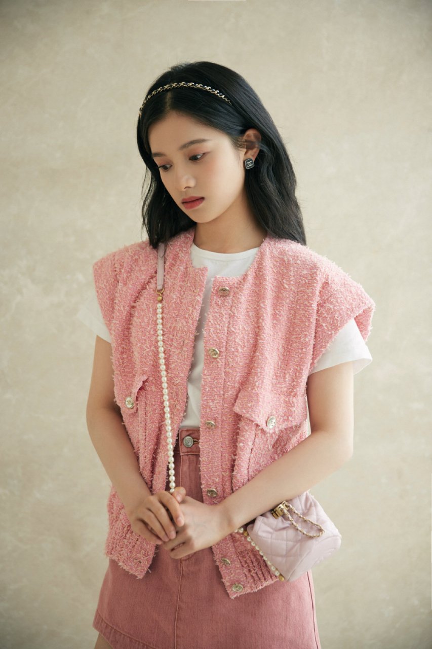 张婧仪高清壁纸头像(二十三)[爱你]