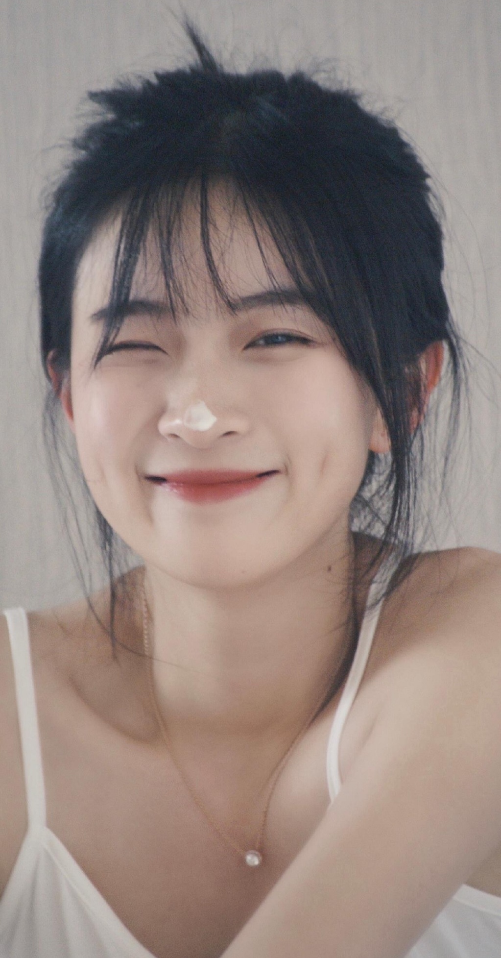 治愈系酒窝美女靓丽写真,专治各种想不开