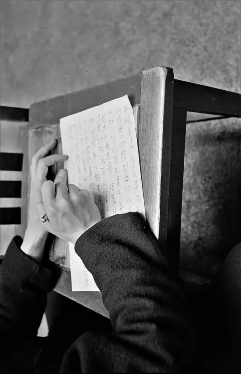 1949年5月11日牺牲于上海闸北宋公园的陈惕庐烈士(左),朱大同烈士(右)