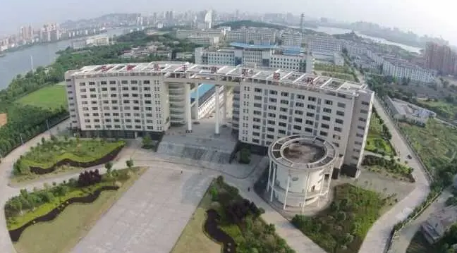 湖北鄂州职业大学 baijiahao.baidu.com
