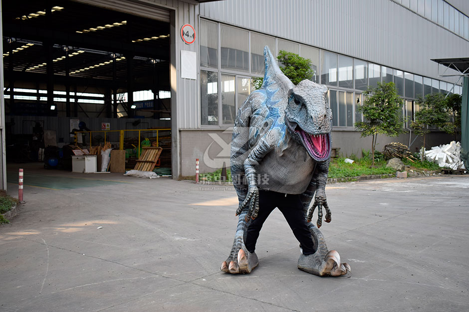 实用性与故事性兼具,恐龙皮套的魅力所在