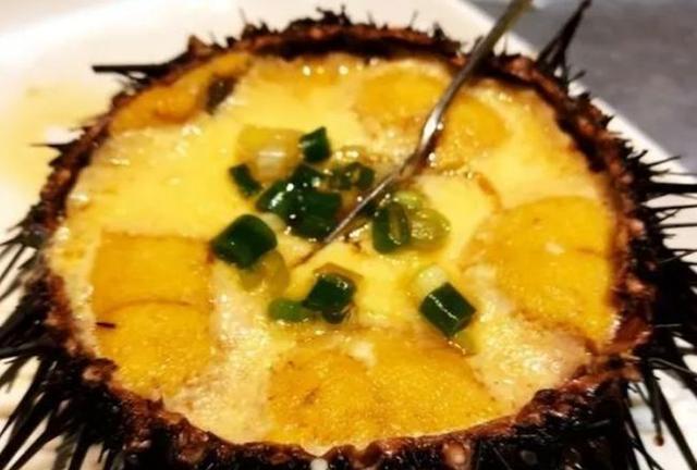 海胆蒸蛋事件当事人被商家起诉,这事你怎么看?