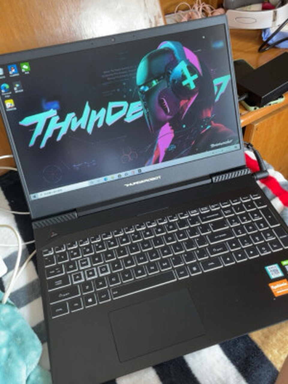 雷神911值得买不,g150sg对比雷神911s  雷神911也还不错,使用顺手