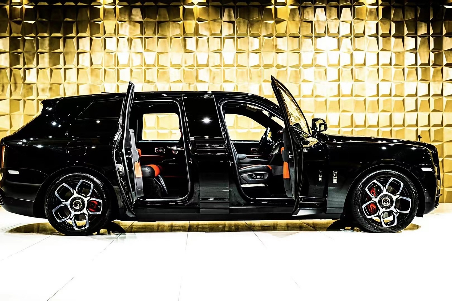 平行进口防弹劳斯莱斯库里南bb加长5.98米