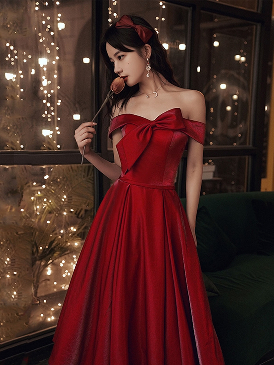 高级连衣裙 敬酒服新娘酒红色2021新款缎面一字肩晚礼服结婚订婚