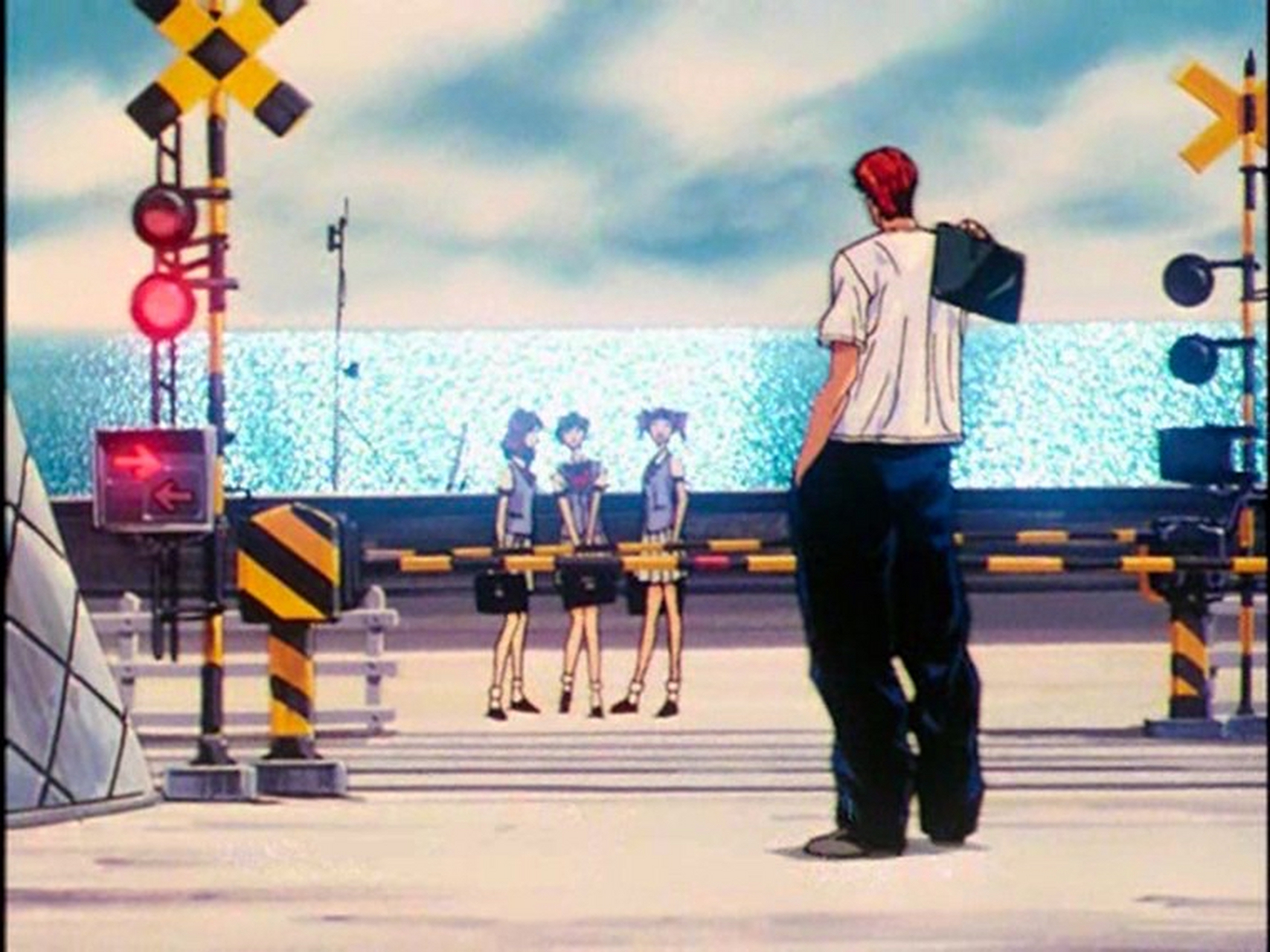 灌篮高手最著名的实景地是位于神奈川县镰仓市的 "镰仓高校前站铁道