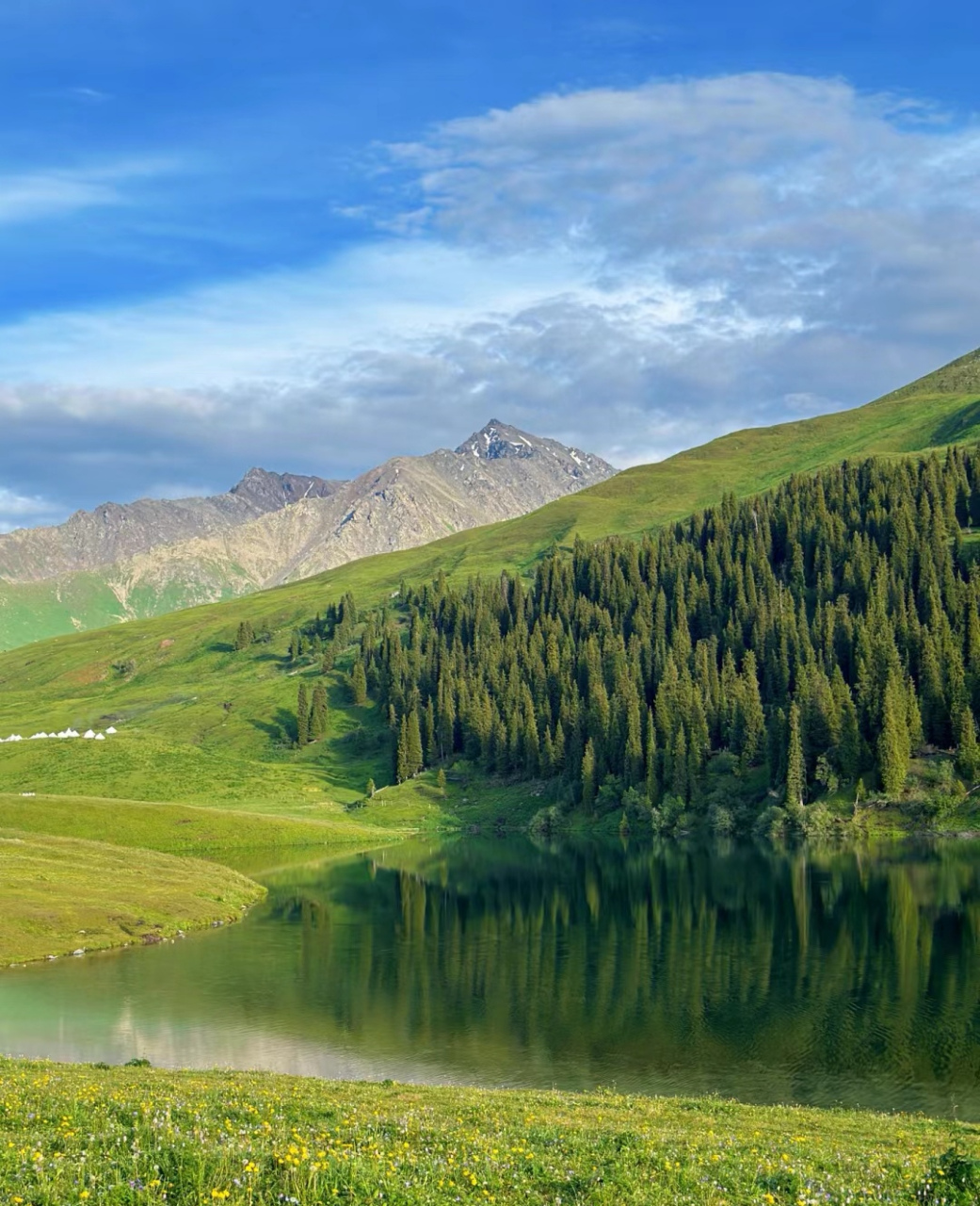 新疆仙女湖景区图片