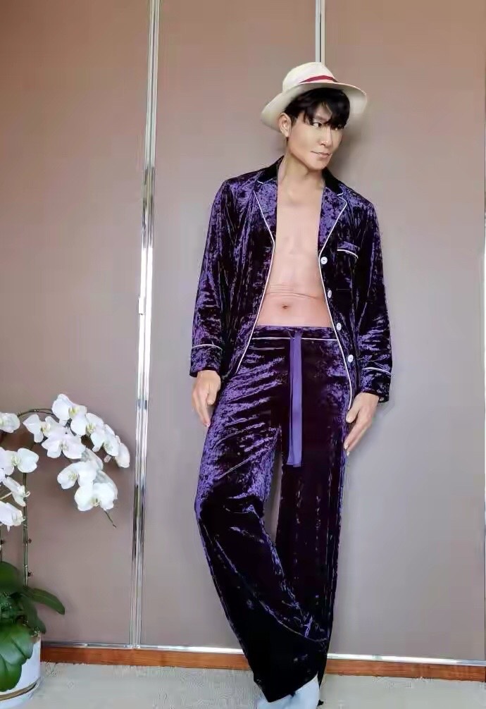 李宗翰秀腹肌翻车