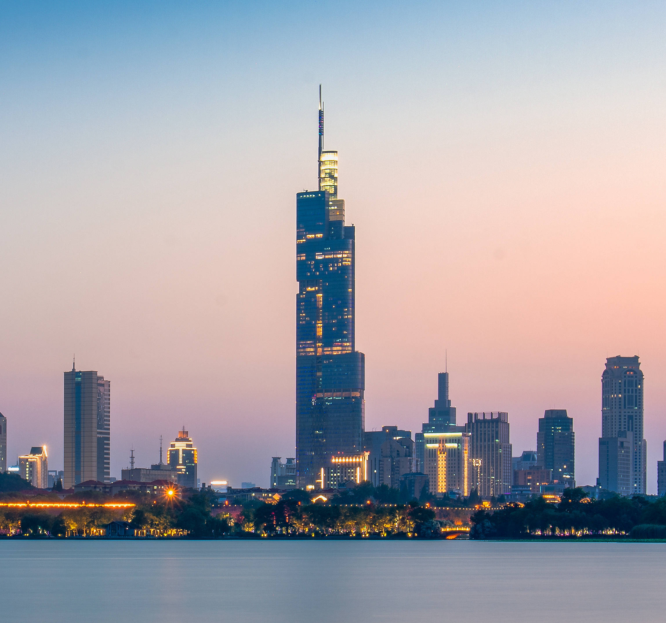 上半年江苏省gdp10强城市预测:南京第2,徐州第6,淮安无缘