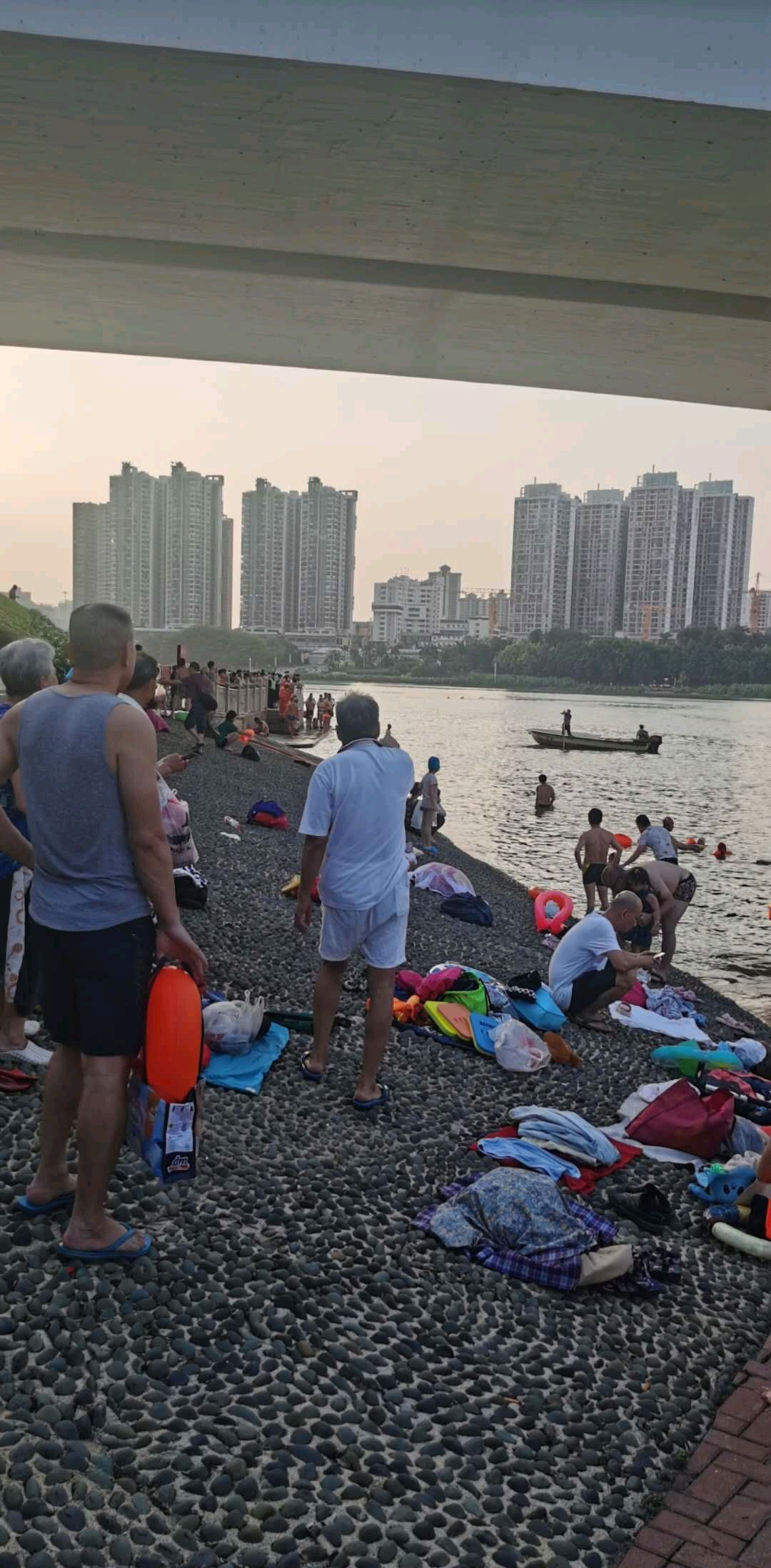 痛心!邕江又有人溺水