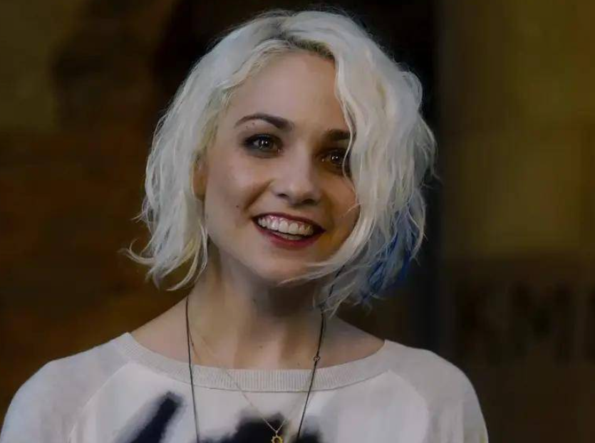 《超感猎杀》中的美女dj莱利,竟为艺术献身拍过这几部大尺度电影