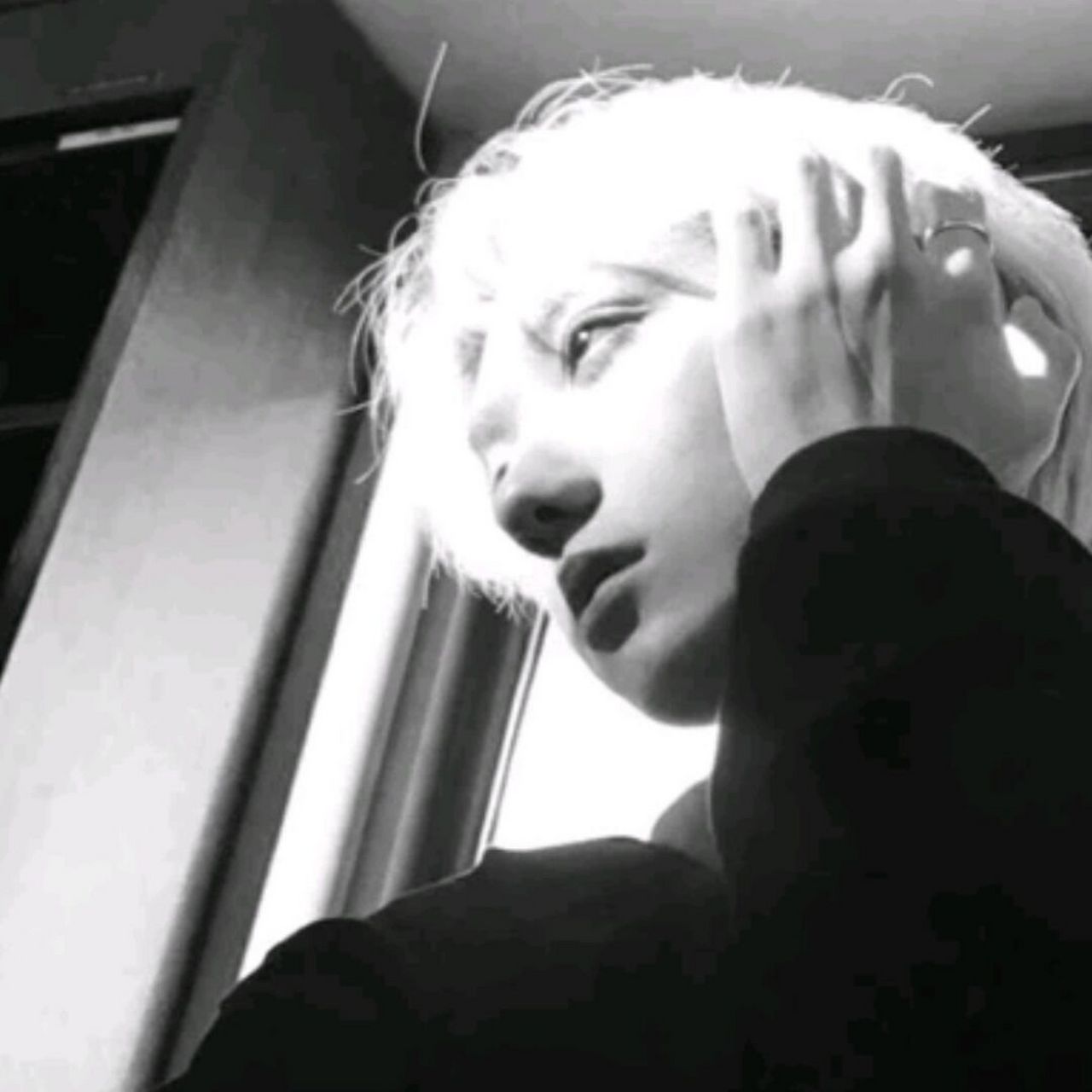 头像# 单身也要帅帅的