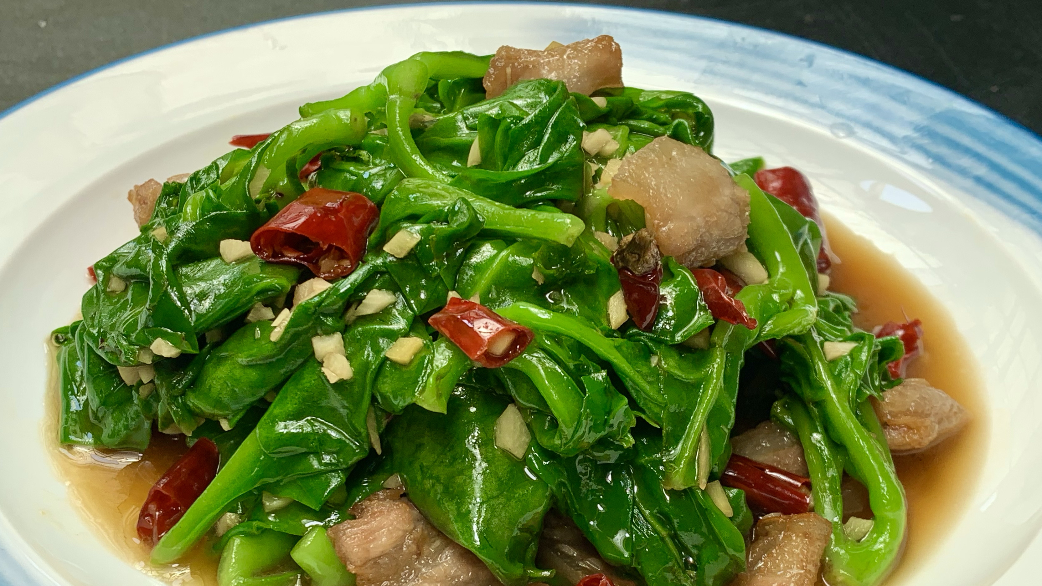 木耳菜这样做真的太好吃了,颜色翠绿鲜香滑嫩营养又丰富