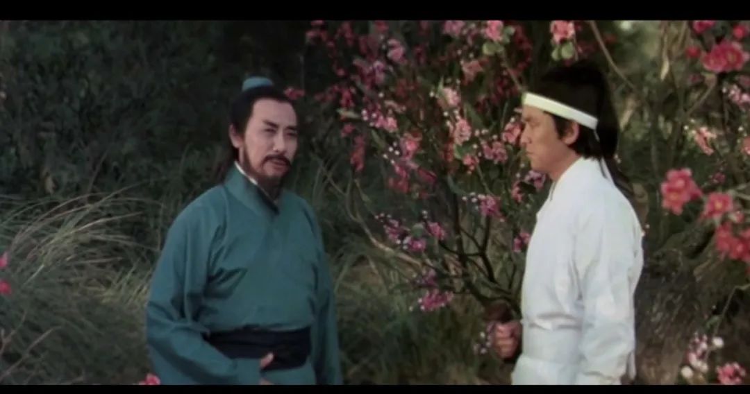 清明,一代武打巨星去世,重温一部他和成龙主演由古龙编剧的电影