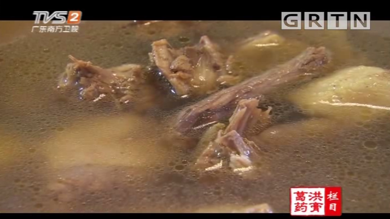 推荐竹豆煲水鸭汤，汤鲜味浓又养颜，喝出红润面庞|我爱返寻味