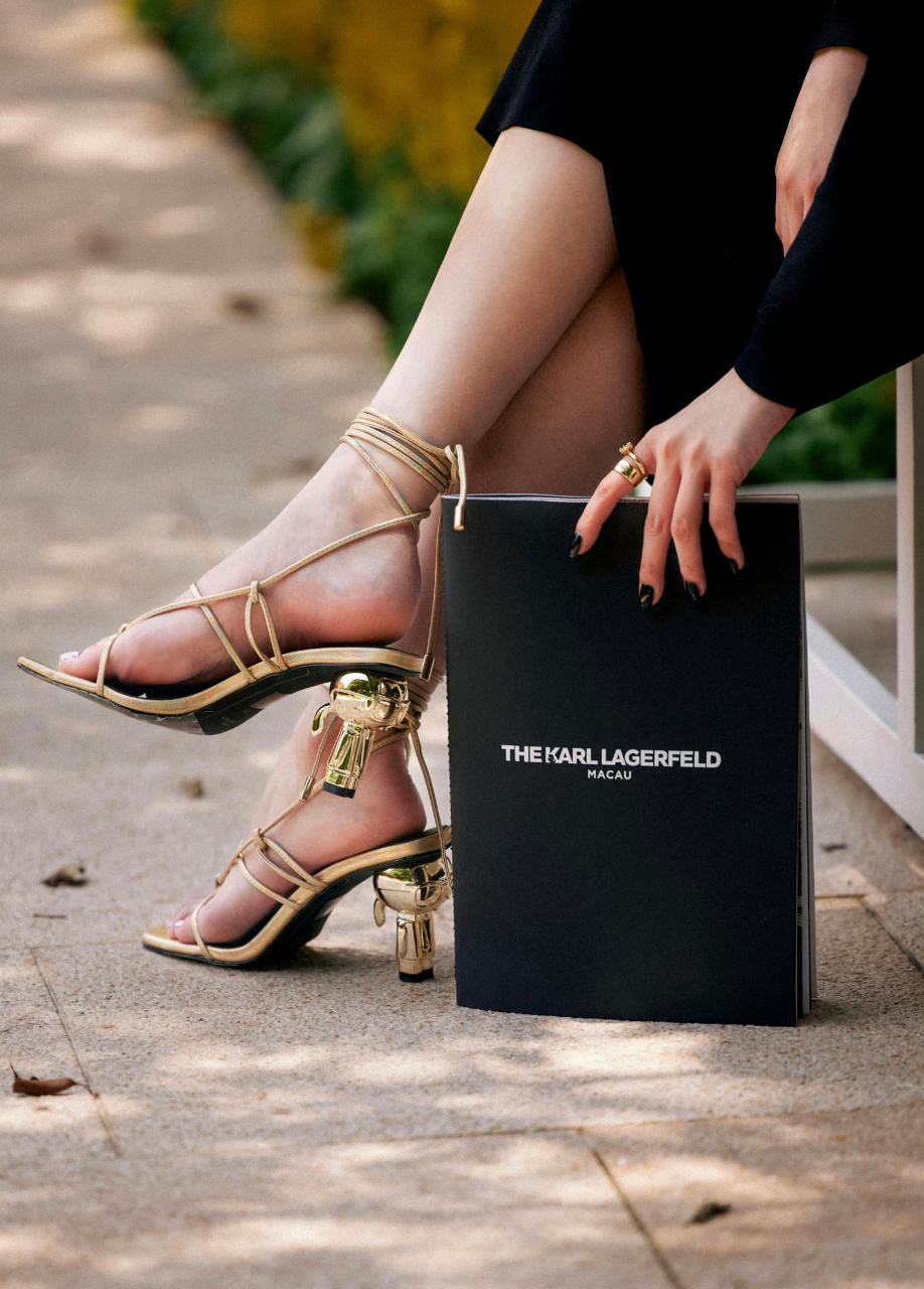 周洁琼 高跟凉鞋美jio丫[爱你][爱你] 676767#周洁琼