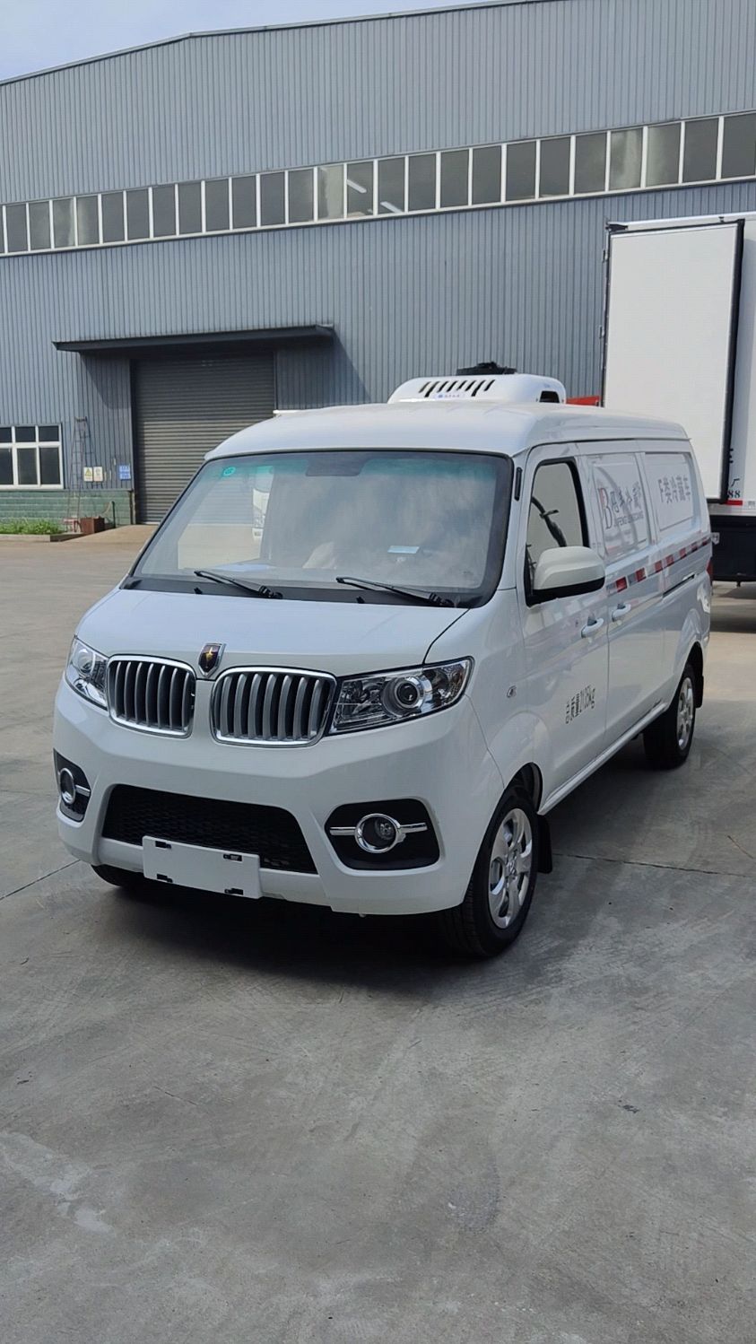 5方的金杯新海狮小型面包冷藏车,城内配送好选择.-度小视