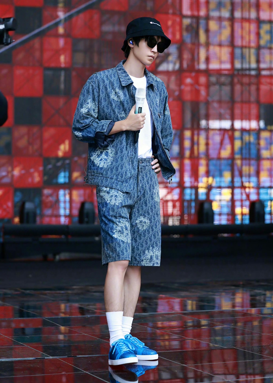 tfboys王俊凯,王源,易烊千玺十年之约演唱会彩排照,先一饱眼福吧!