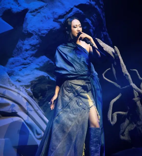 演唱会上座率揭露人间真相:张韶涵几乎满座,汪峰免费送票充脸面