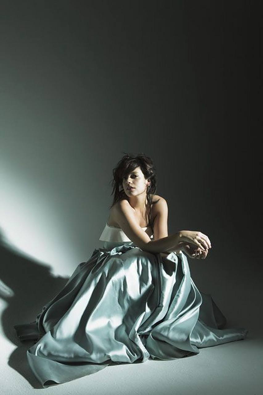 莉莉·艾伦(lily allen),1985年5月出生,英国女歌手,词曲作者,演员(二